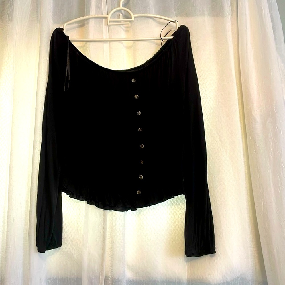 Large H&M Black Long Sleeve Crop Top